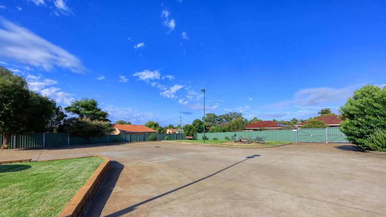 Bushman'S Motor Inn Parkes Luaran gambar